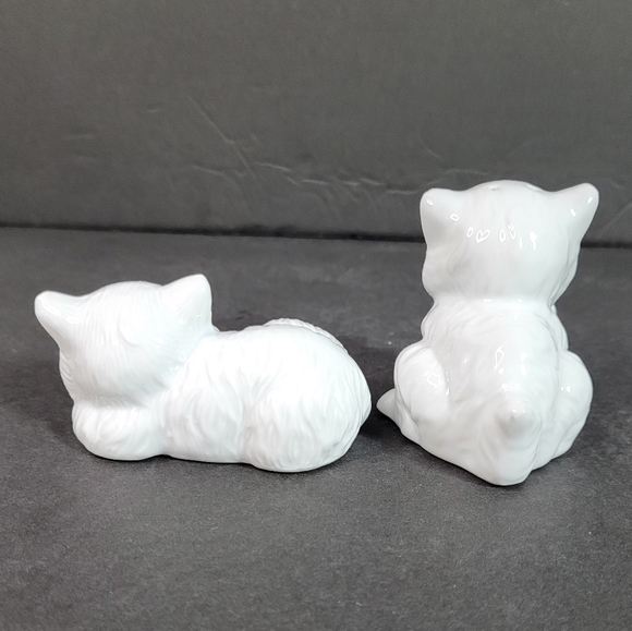 Vintage White Persian Kitty Cat Ceramic Salt & Pepper Shakers Set ✨️ Excellent ✨ - Picture 5 of 9